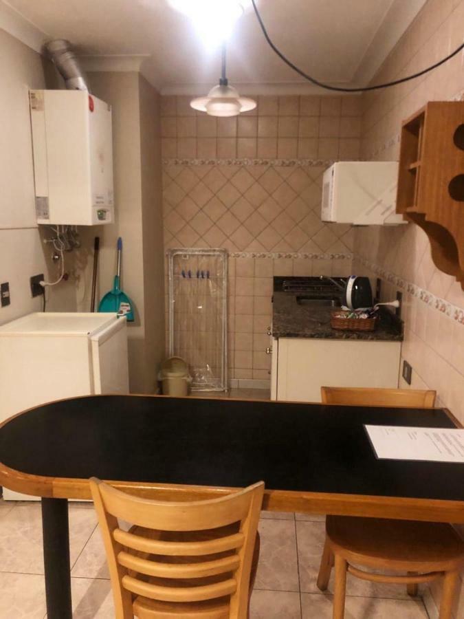 Departamento Centrico Mendoza-Reina Victoria Apartman Kültér fotó
